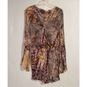 Umgee USA Tie Dye Surplice Bell Sleeve Crinkle Romper Womens Size M Pockets Boho